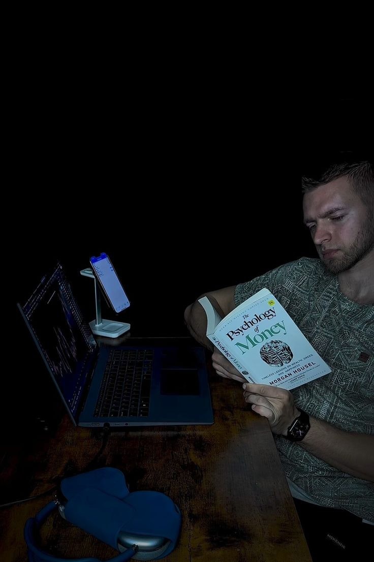 Payhip - Screenshot 4 showing product features and functionality