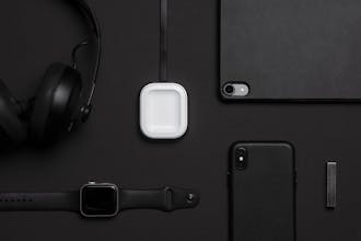 Proper Wireless Charger for Airpods gallery image