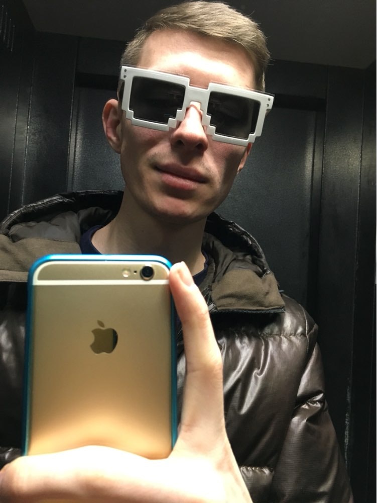 These glasses are known to protect your eyes from sunlight and bluelight!