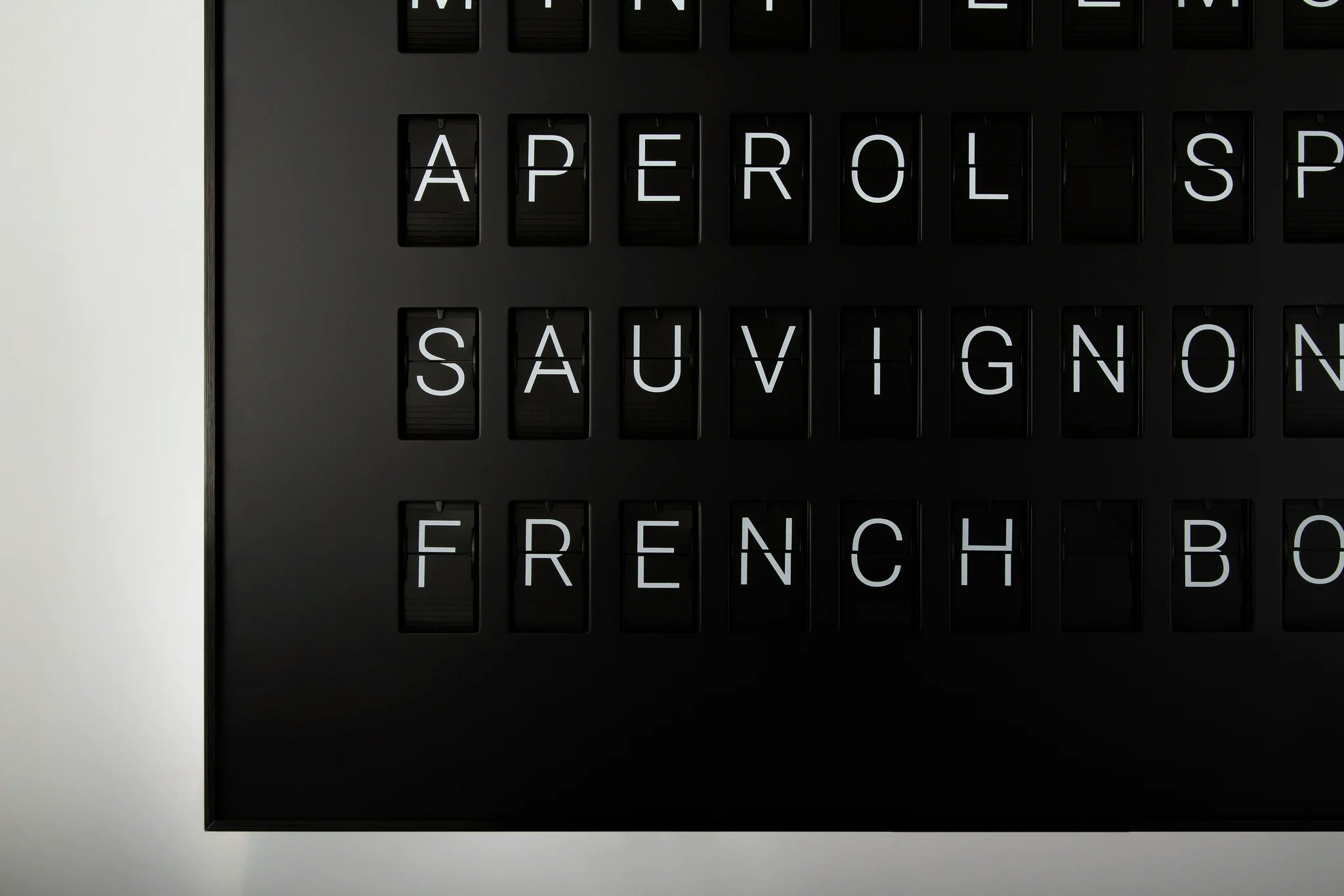 Vestaboard: Beau affichage de messagerie media 5