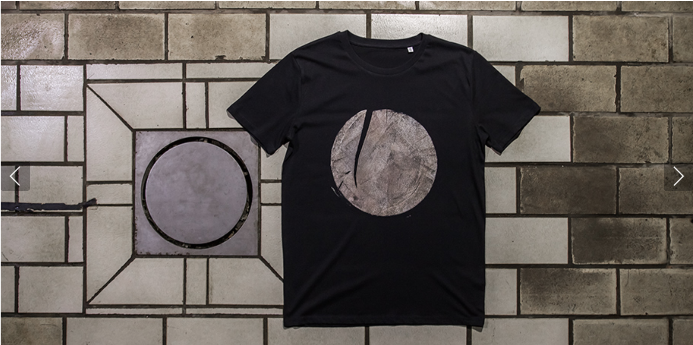 Raubdruckerin — manhole covers & fashion gallery image