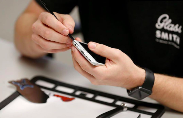 Glass Smith gallery image