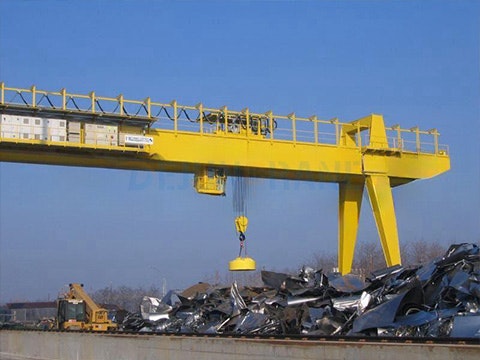 Magnet Crane gallery image