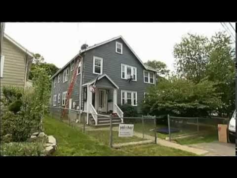 Yeloha gallery image