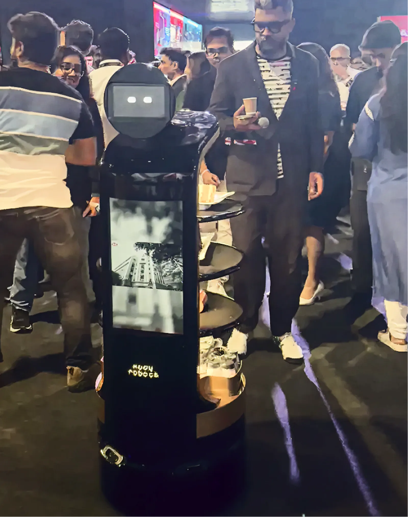 Rent Serving Robot-Dasher screenshot 4