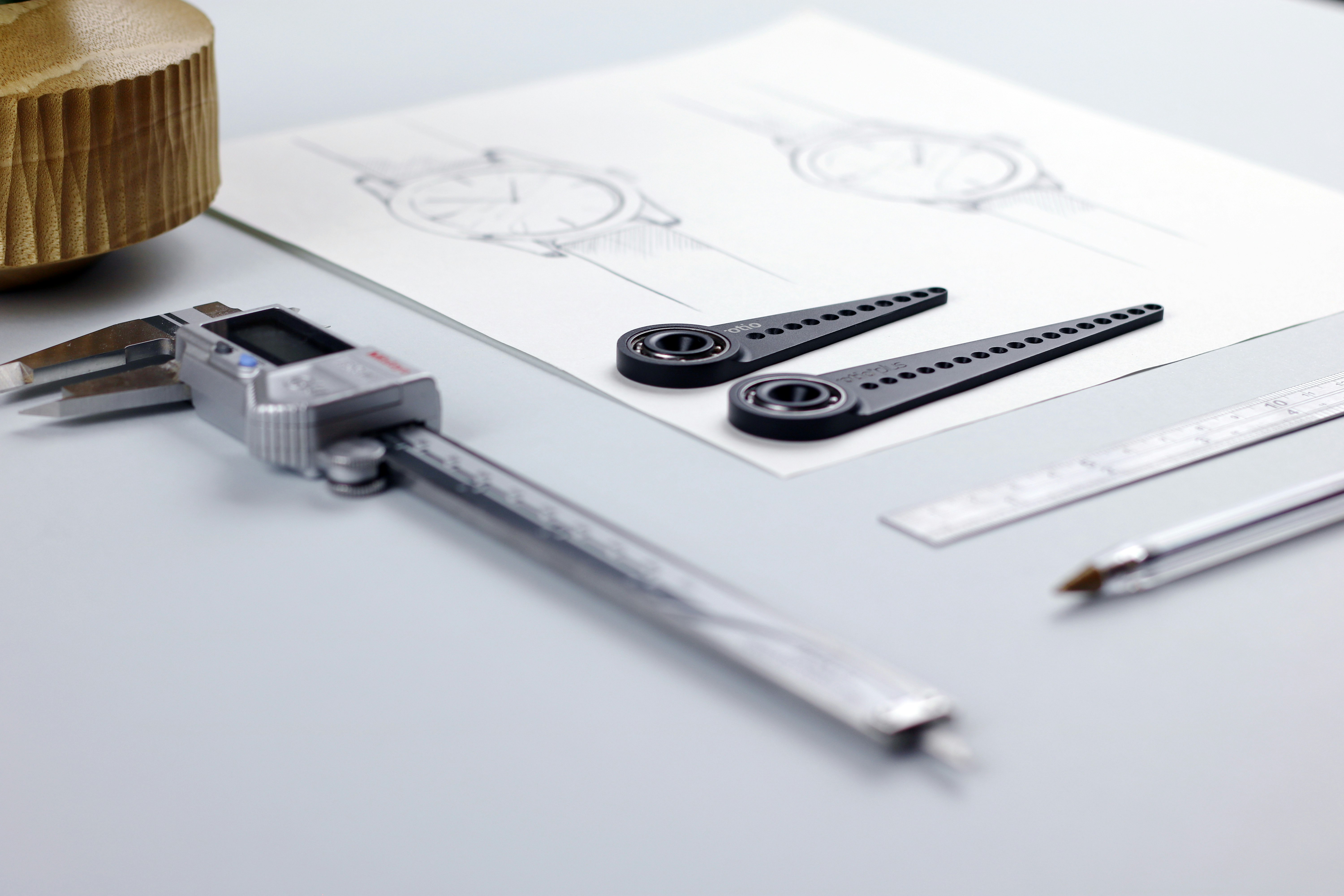 Rotio Compass gallery image