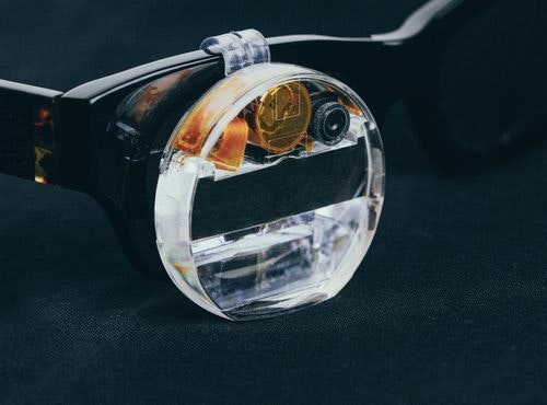 Monocle media 2