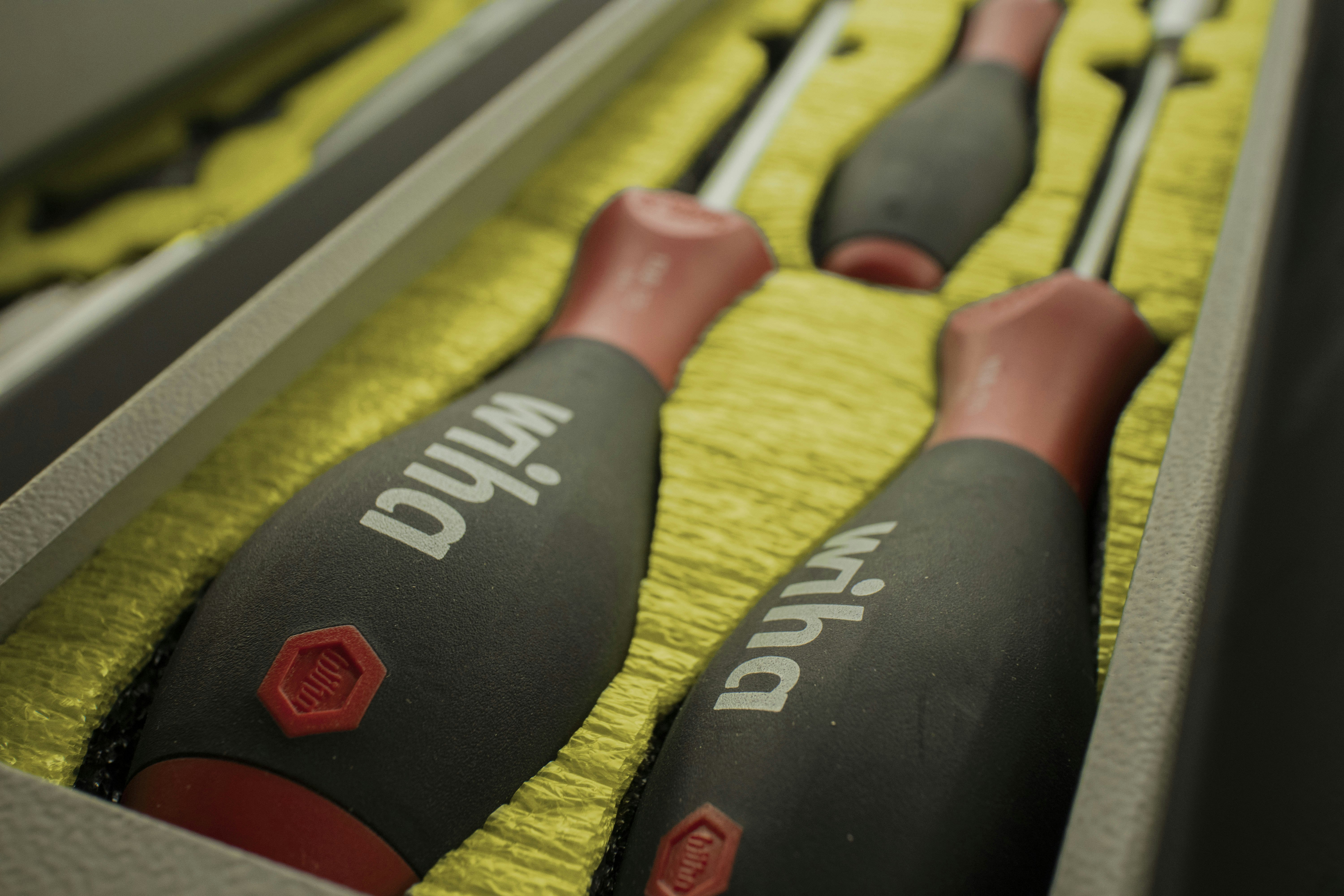 Shadow Foam Easy Peel gallery image