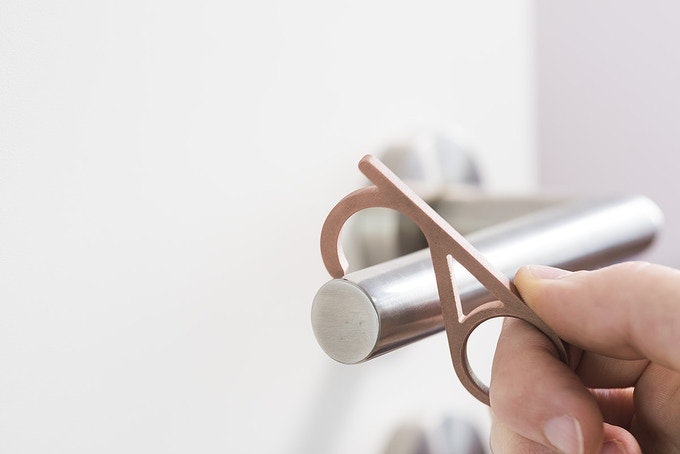 iHook - a multifunctional EDC