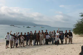 paket tour lombok 3 hari 2 malam gallery image