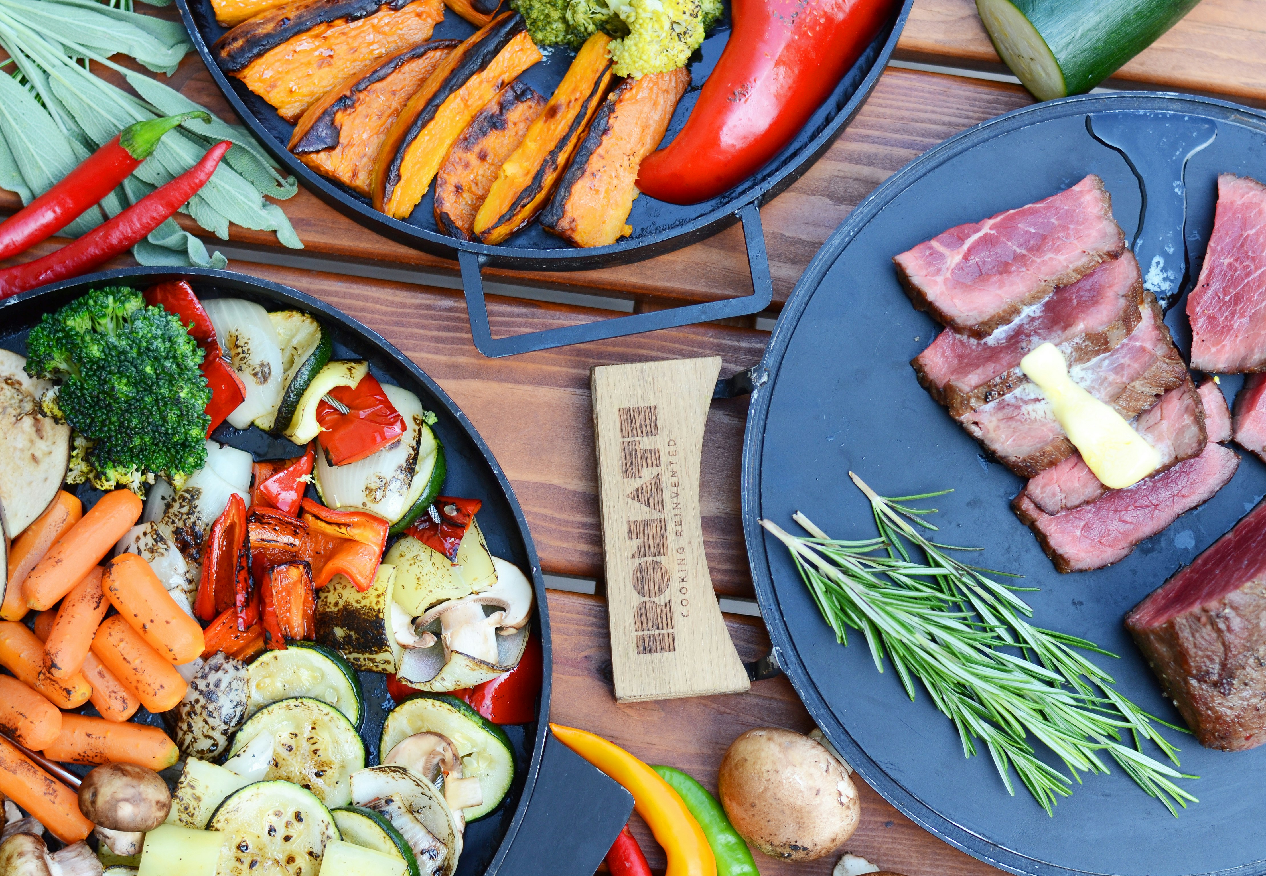 IRONATE - Perfect "No oven" pizza in 3 minutes. gallery image