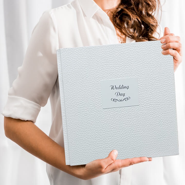 Wedding photo album gallery image