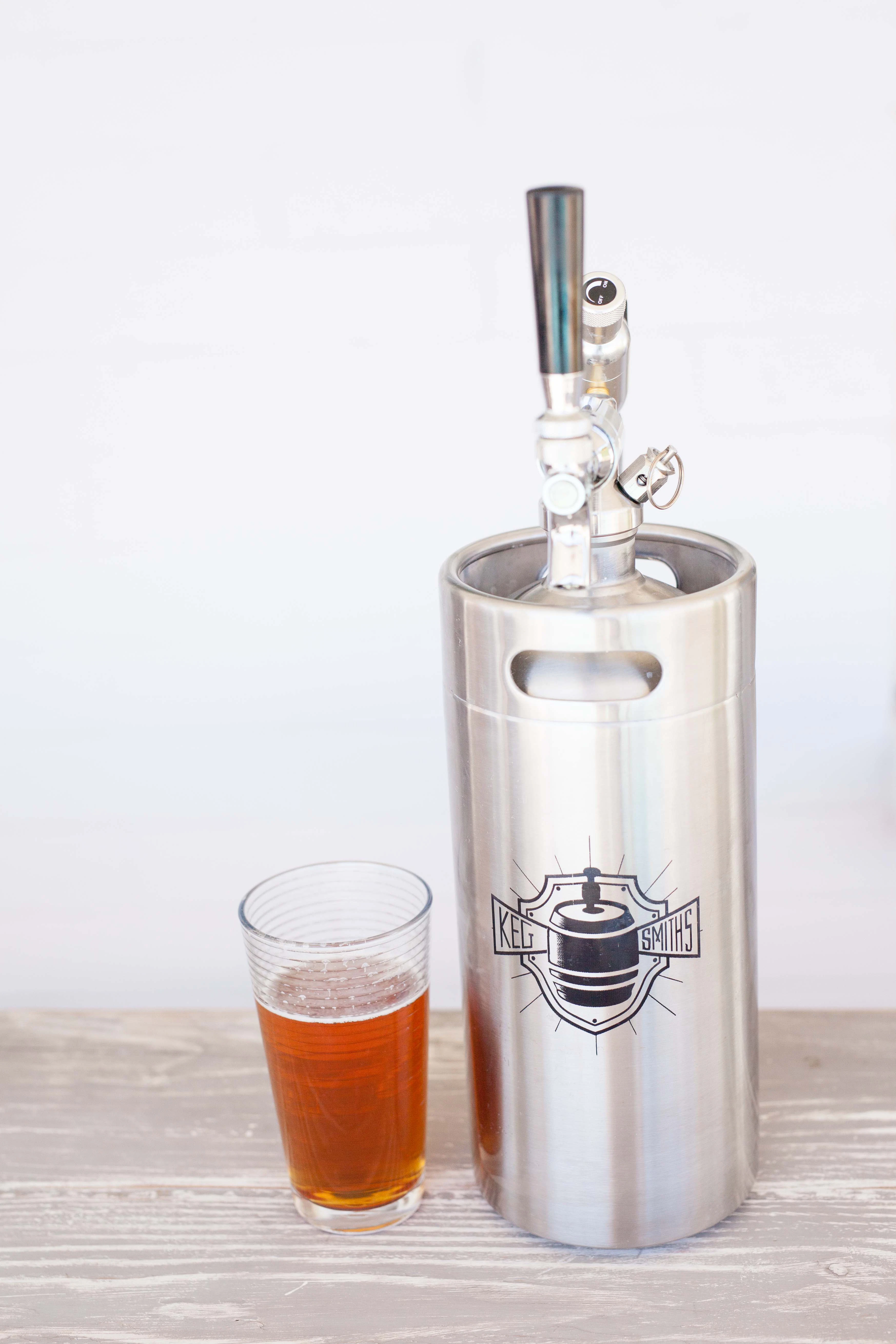 128oz Portable CO2 Draft Keg