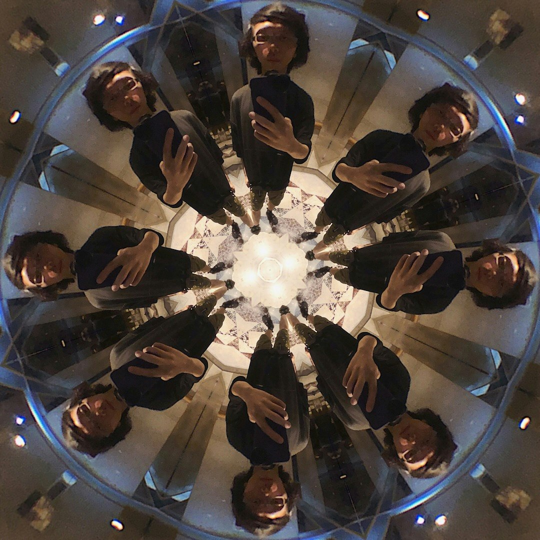 360 Effect like a Kaleidoscope, am i inside the Matrix? gallery image