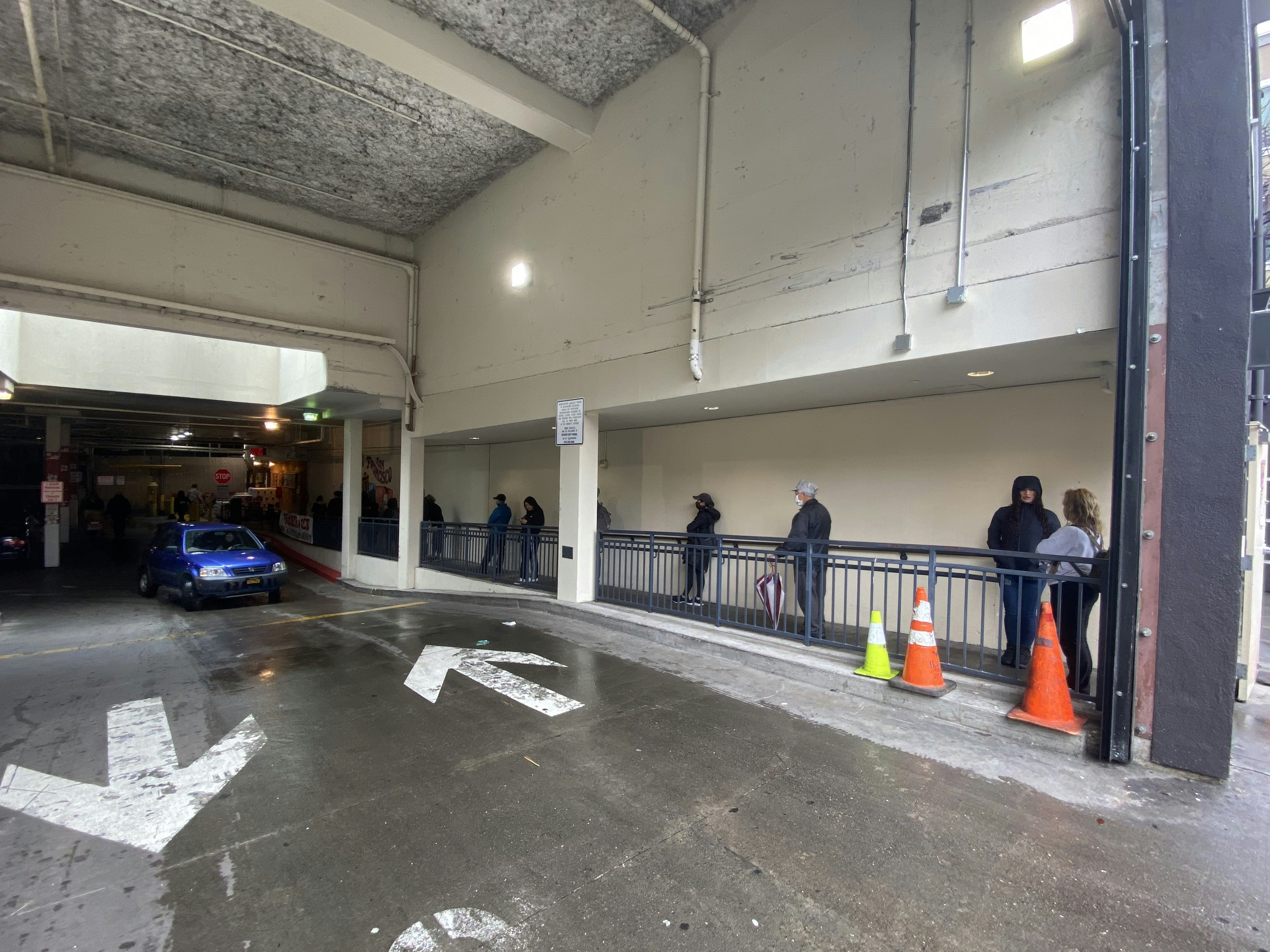 Smart Distancing gallery image