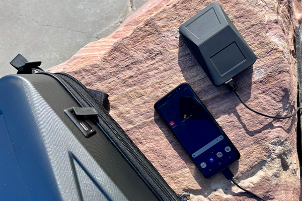 Cyberpowerbank media 8