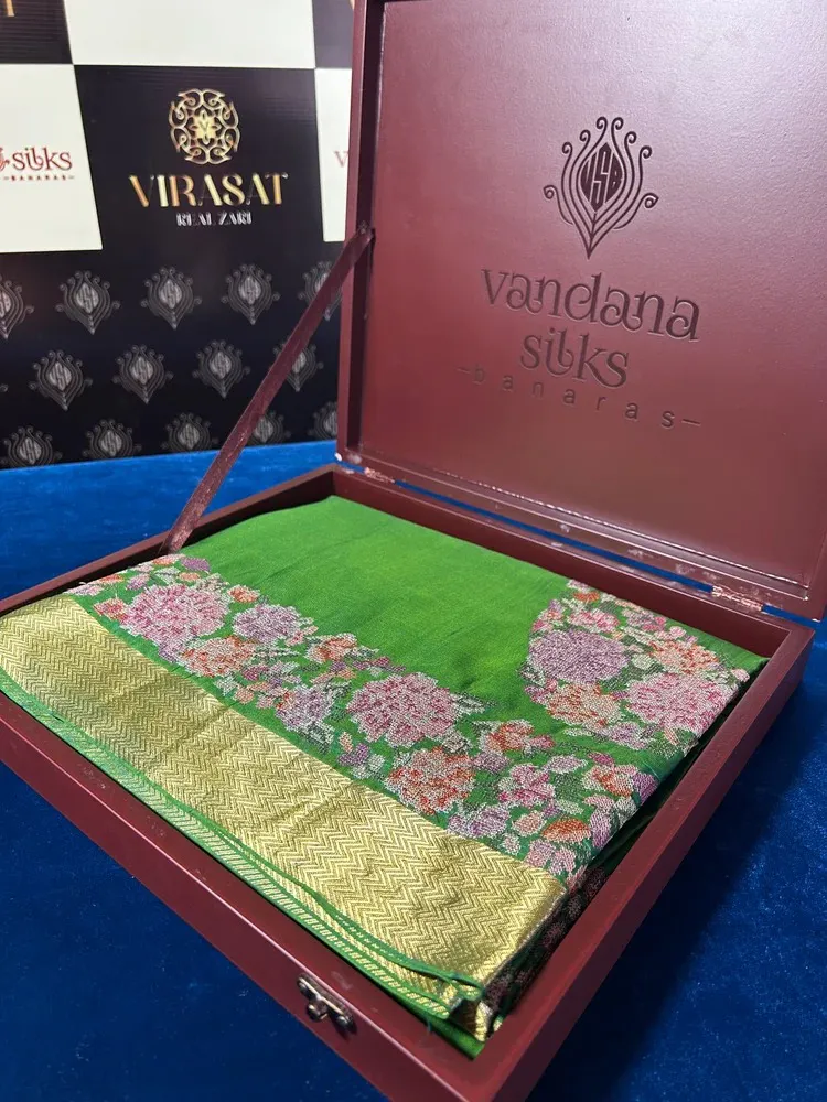 Vandana Silks Banaras gallery image