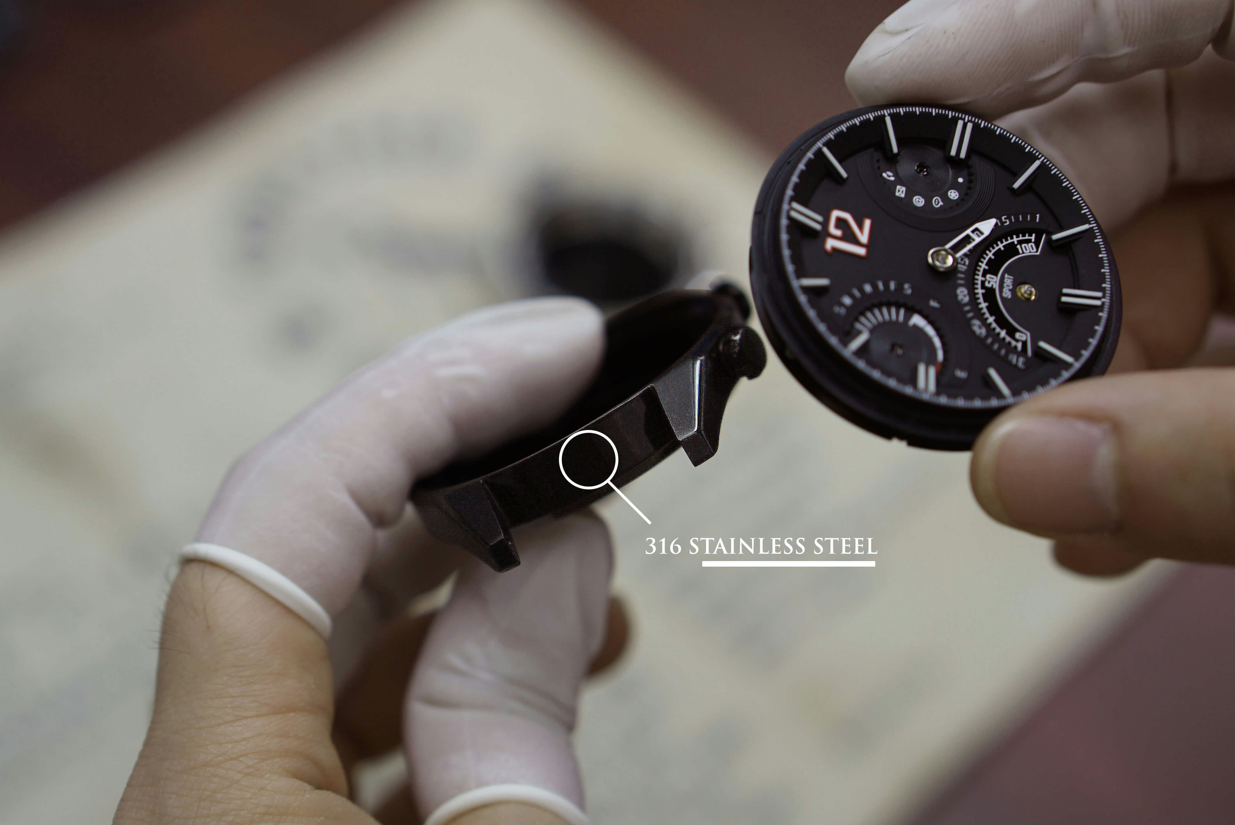 PYRA M : TWO MOVEMENTS IN ONE WATCH gallery image