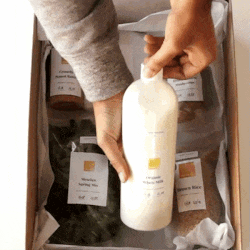 The Founder's Box by Movebutter Image