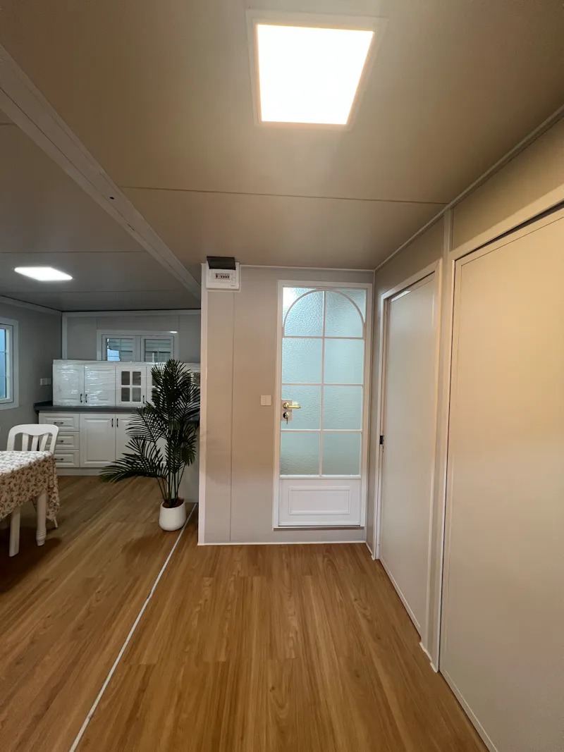 20FT Country-Style Container House screenshot 6