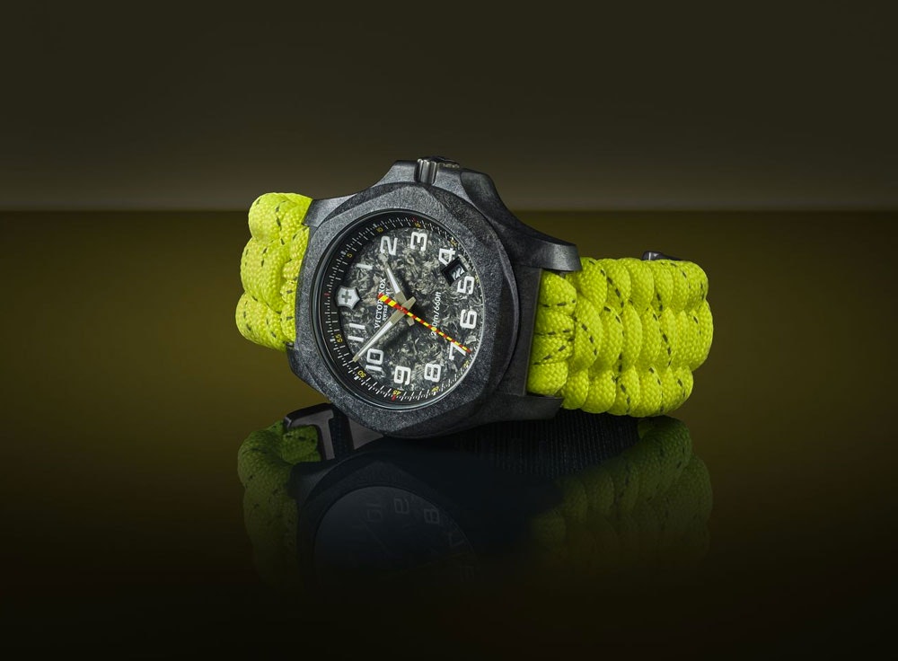 I.N.O.X. Carbon Limited Edition gallery image