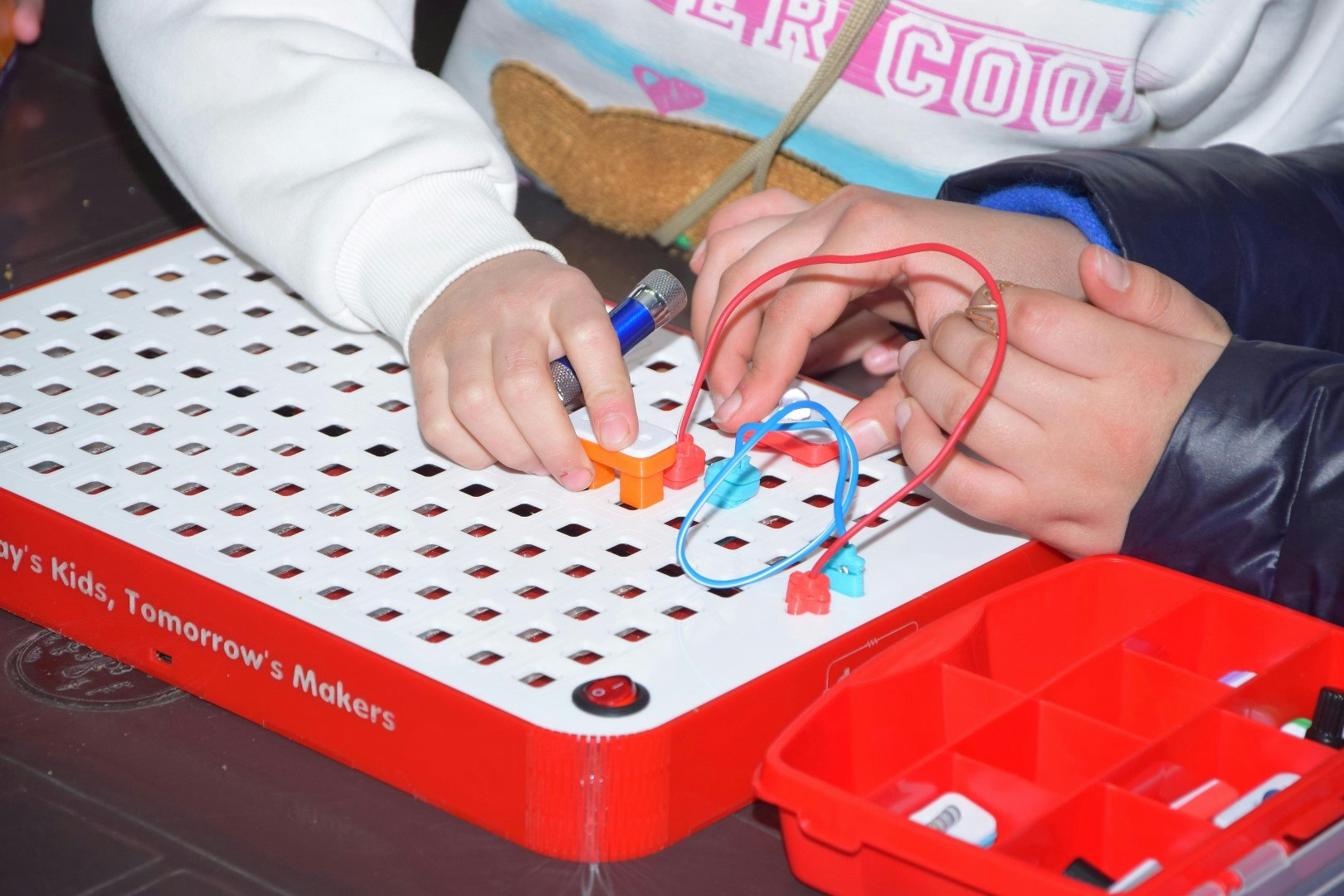 Daraty gallery image