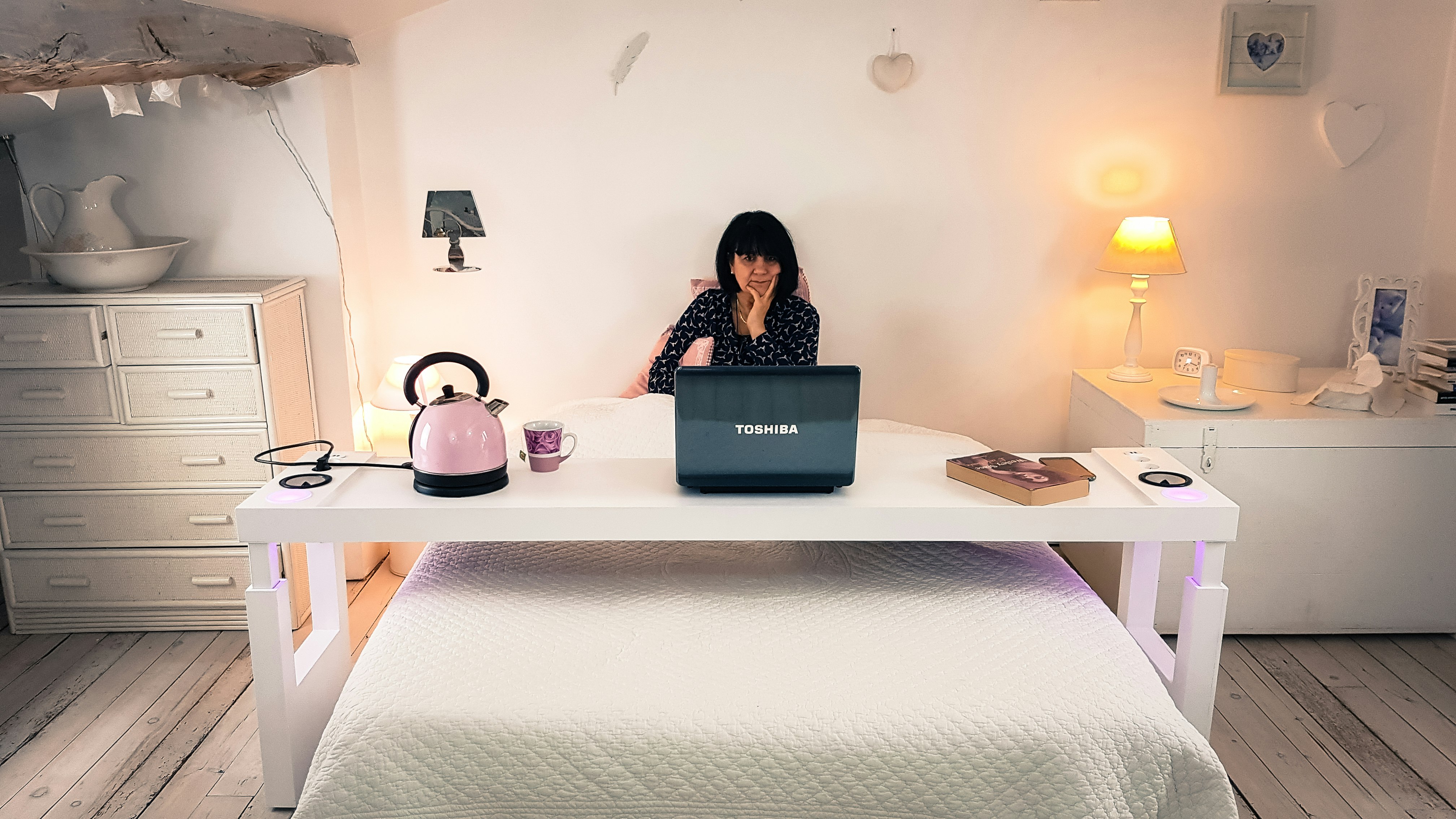 Bedchill overbed table gallery image