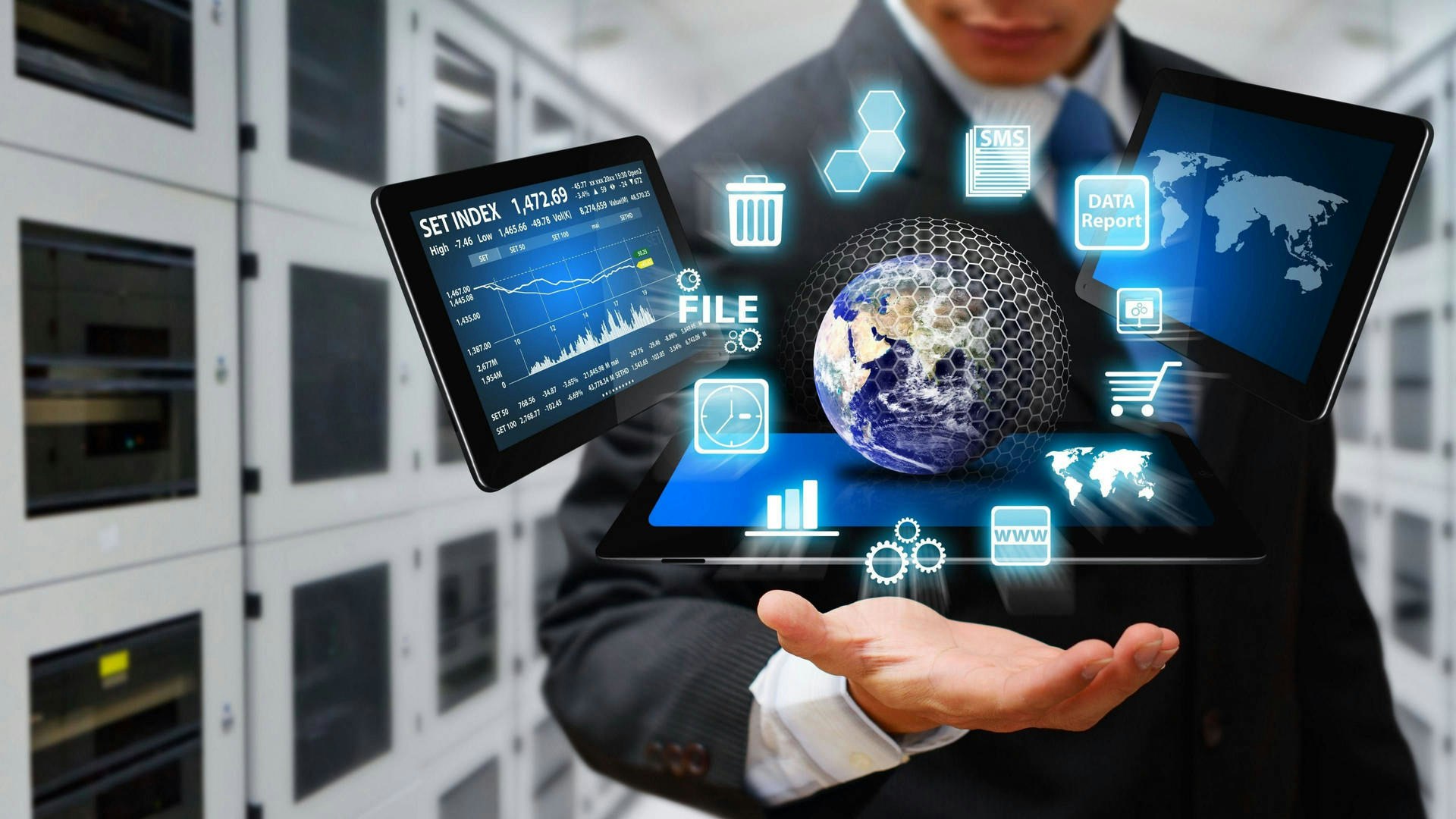 وسائط قم بتحويل أعمالك باستخدام خدمات تكنولوجيا المعلومات - استشارات شاملة لتكنولوجيا المعلومات 1