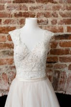 Grace + Ivory gallery image