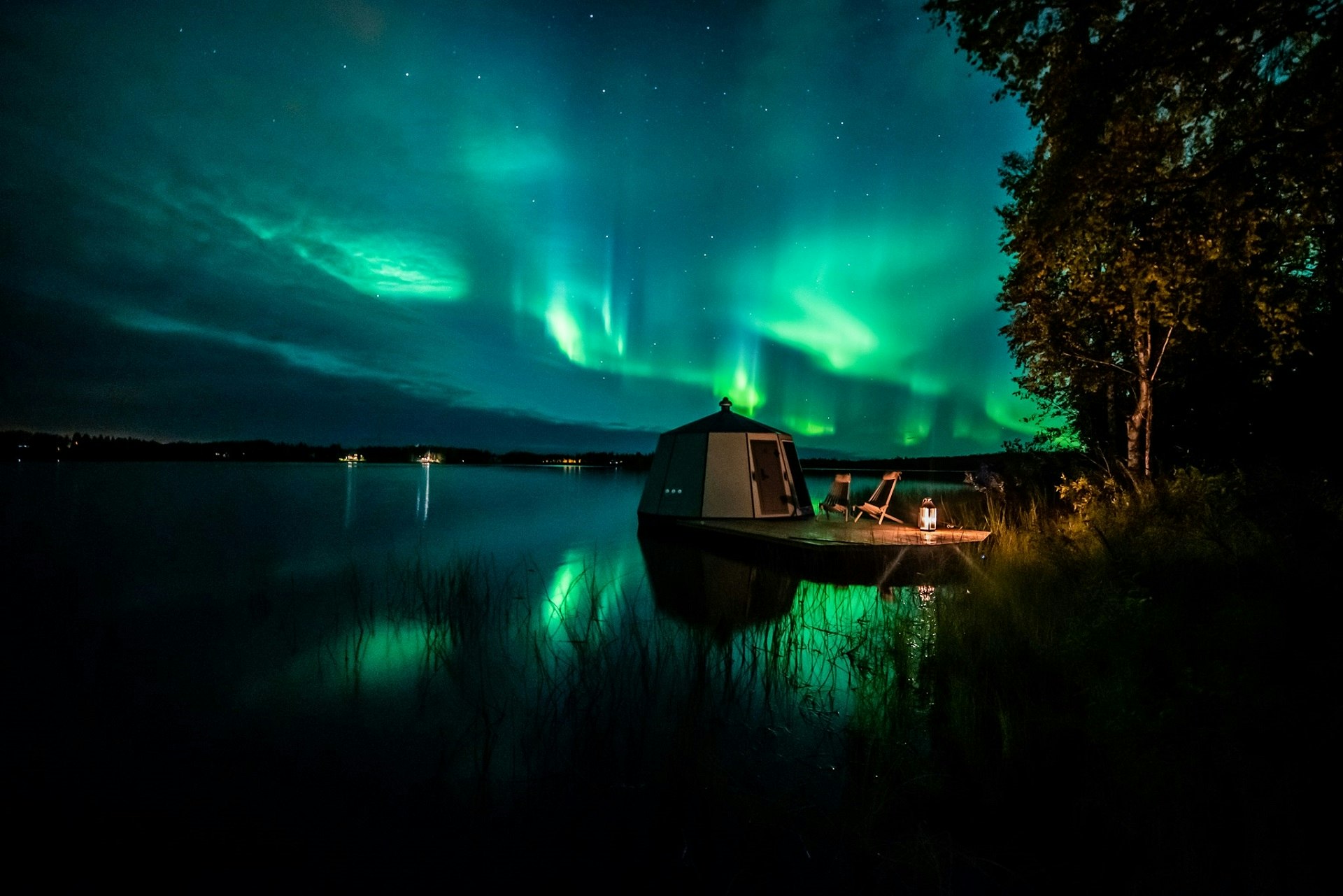 Fully movable glass igloos in Lapland gallery image