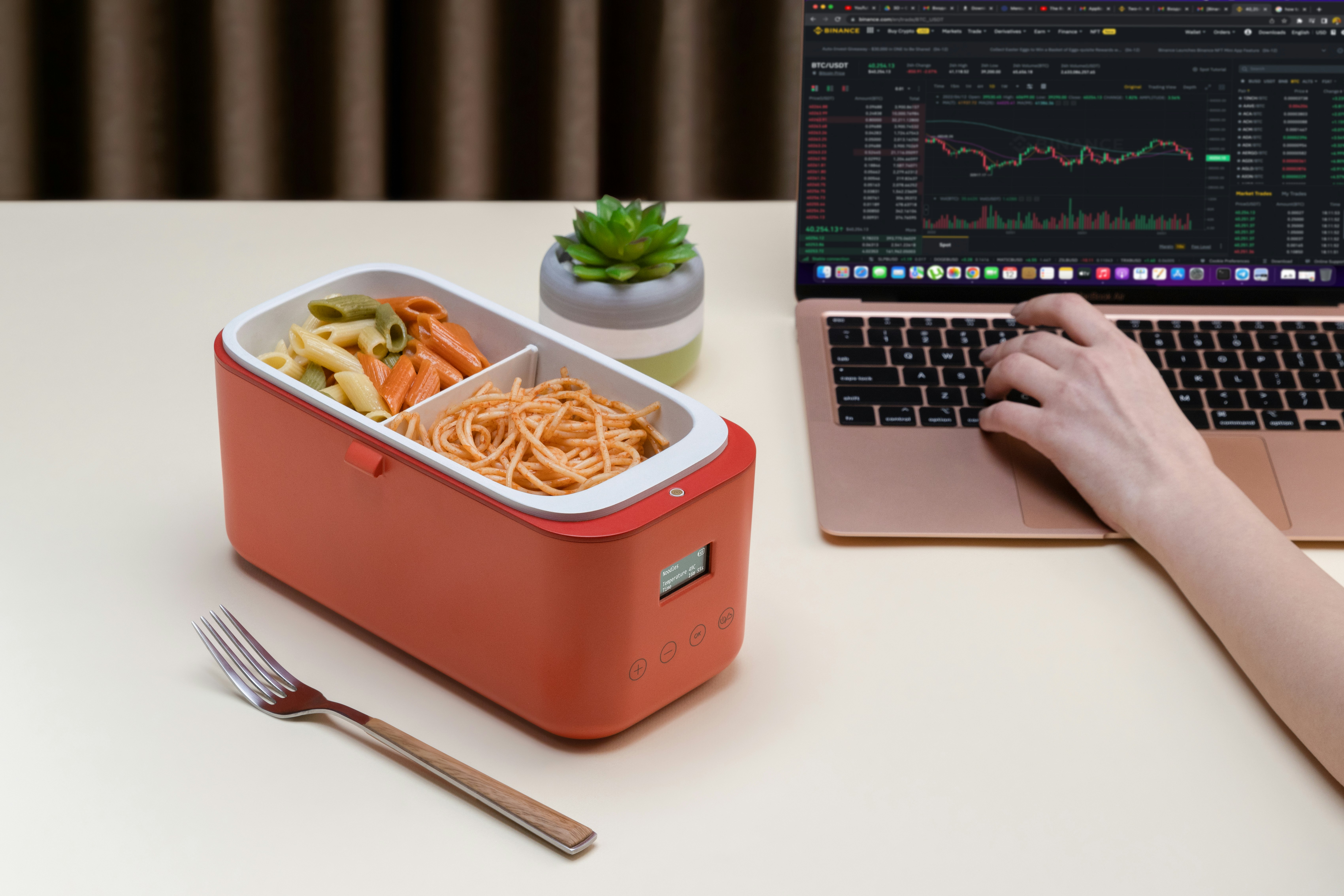 Heated Lunchbox Kickstarter