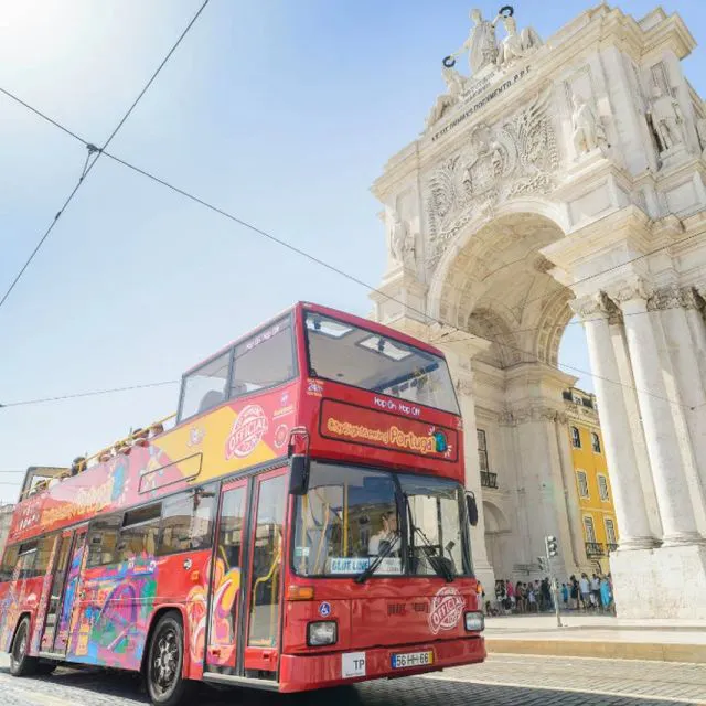 On, Hop-Off Bus Tour