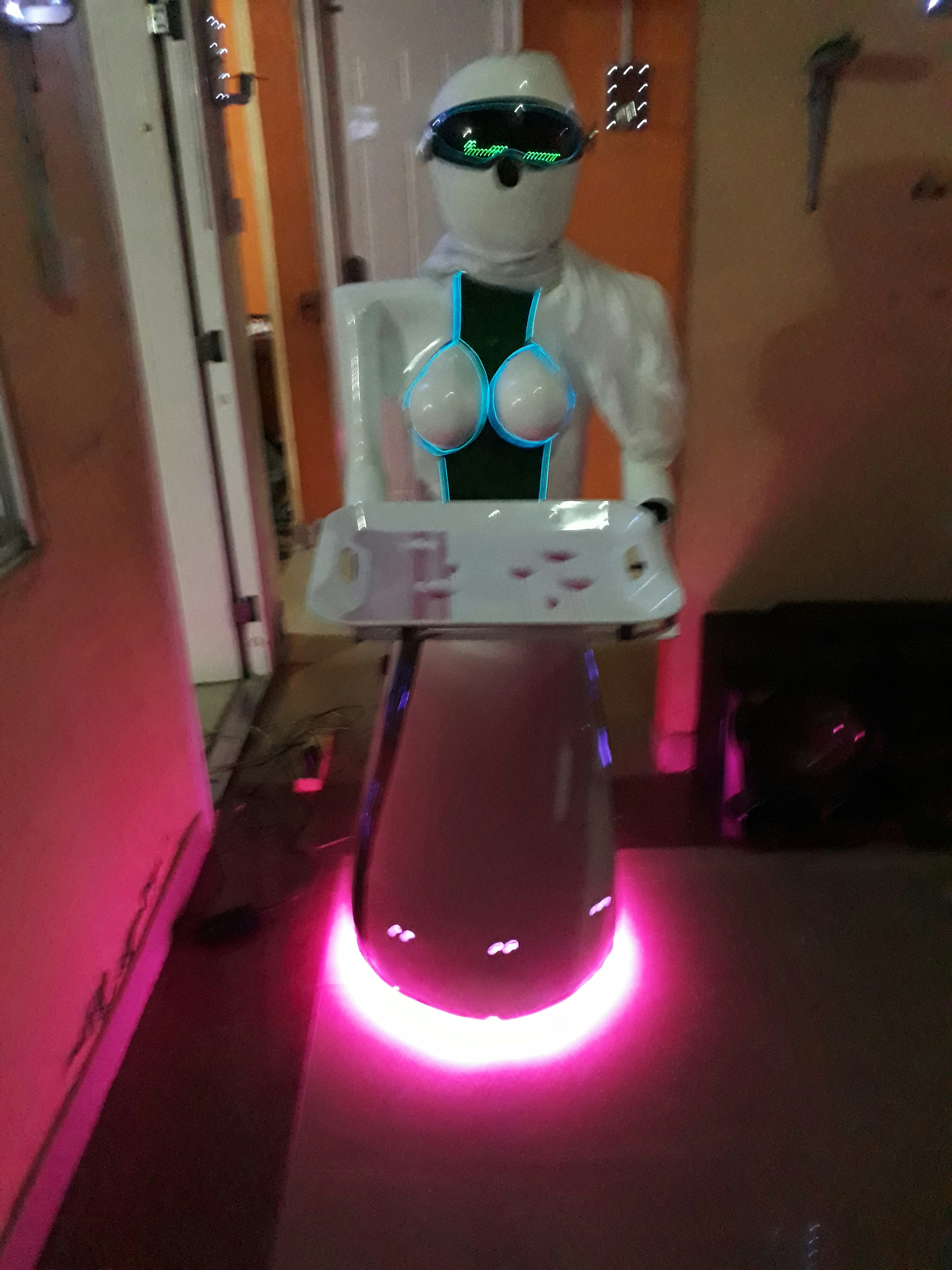 KENDRA AUTONOMOUS SERVICE ROBOT