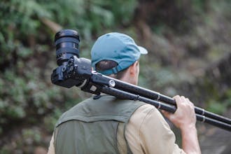 Benro Theta Auto-leveling Tripod gallery image