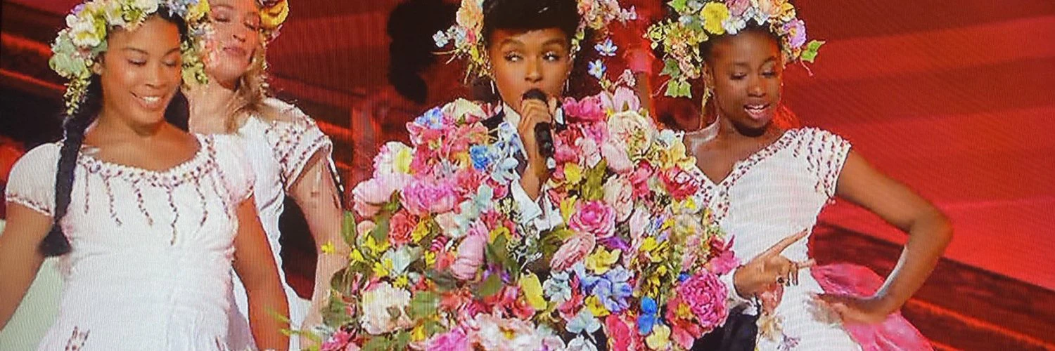 Victoria Ugarte cover