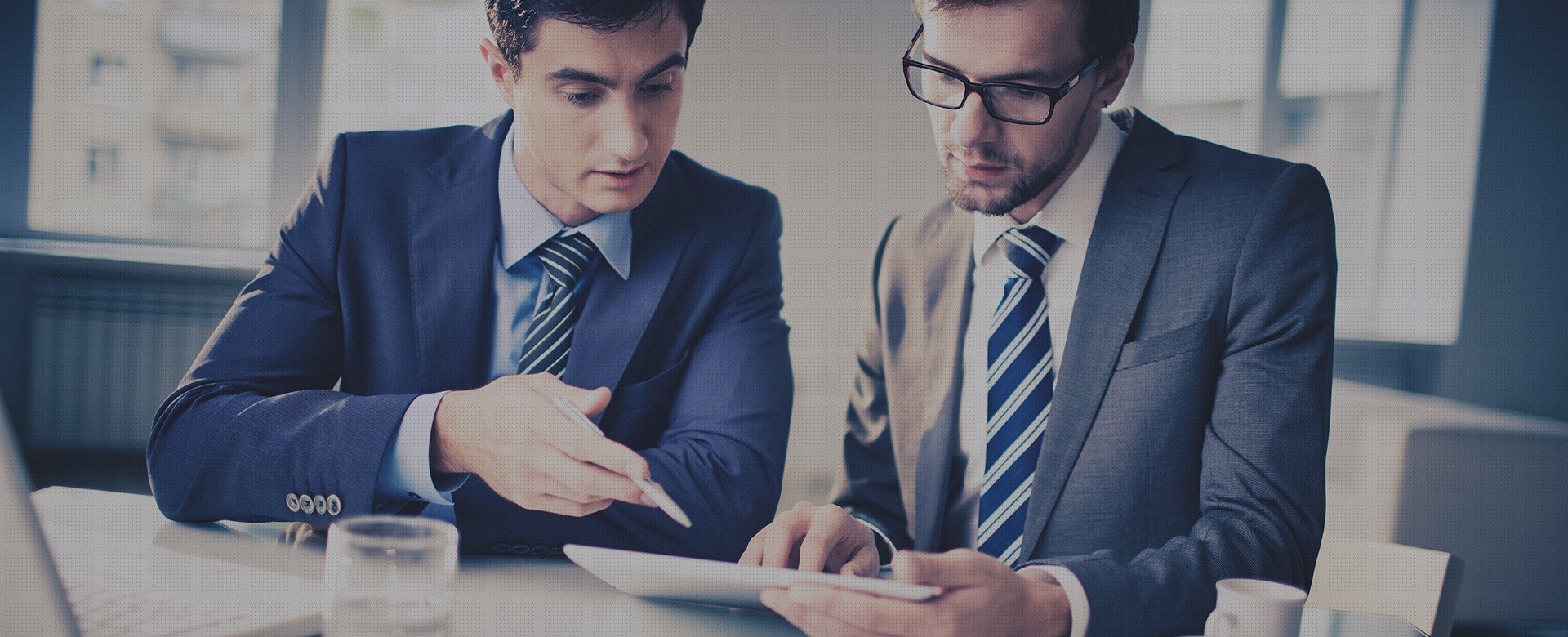 Lucid Gen gallery image