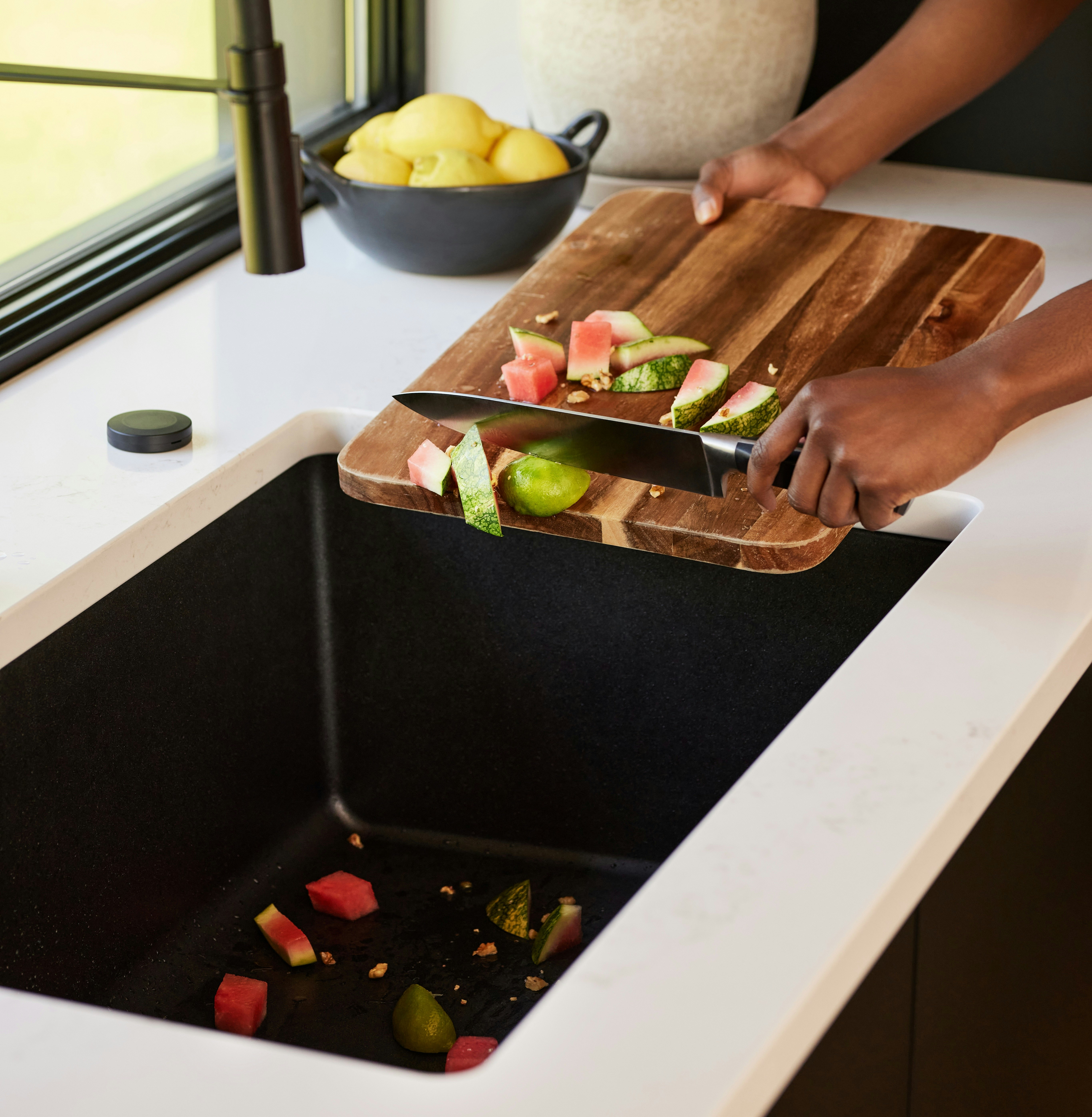 Média Racine : le compostage simplifié - Le moyen le plus simple de gérer les déchets alimentaires à la maison 3