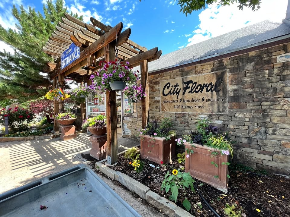 City Floral Garden Center  - Screenshot 2 showing product features and functionality