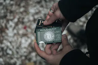 Credit Card Wallet for Bitcoin Lovers gallery image