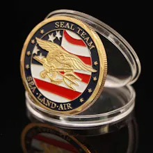Custom lapel pin factory - Factorypin gallery image