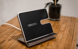 iComboStand - Qi Wireless Charger For Your Apple Devices! media 1