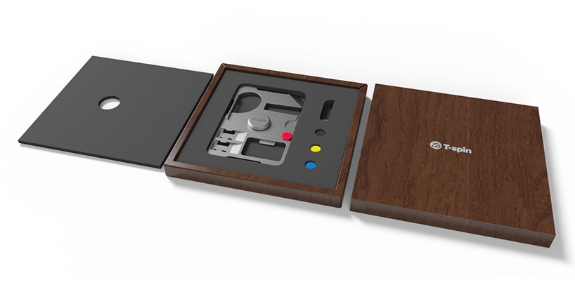 T'Spin Titanium Travel Tool gallery image