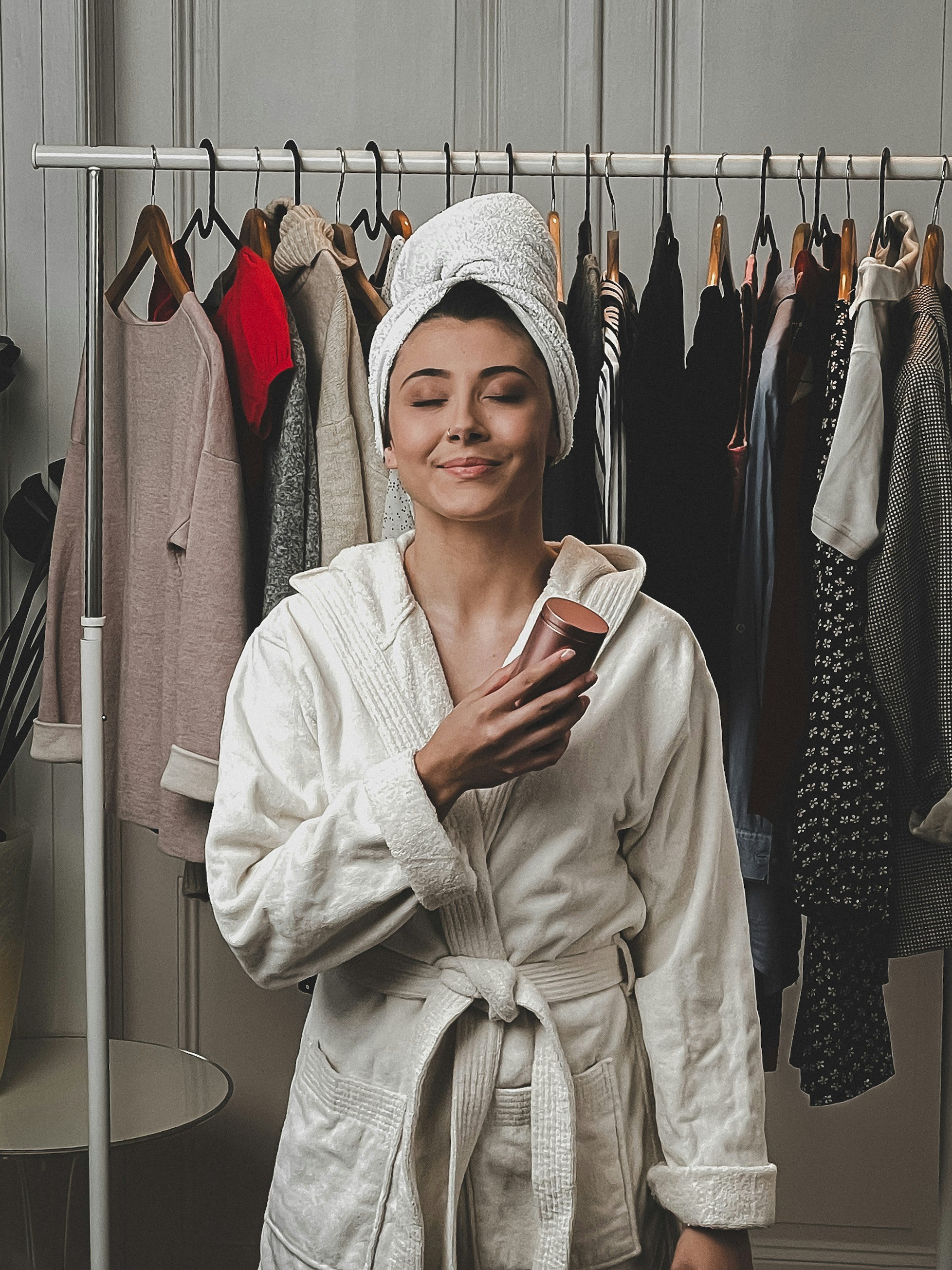 NINU - 1st Smart Fragrance Device gallery image