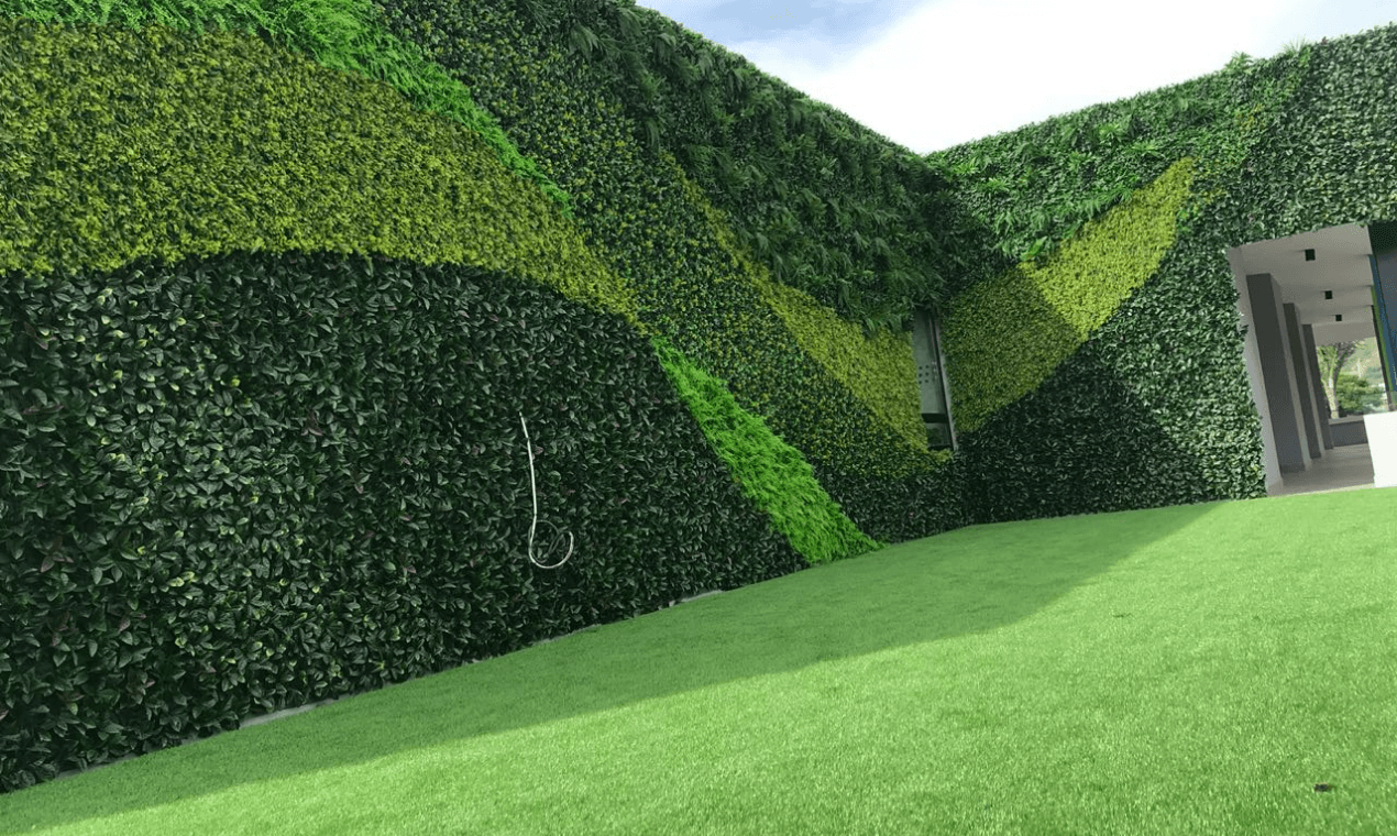 ULAND Artificial Hedges gallery image