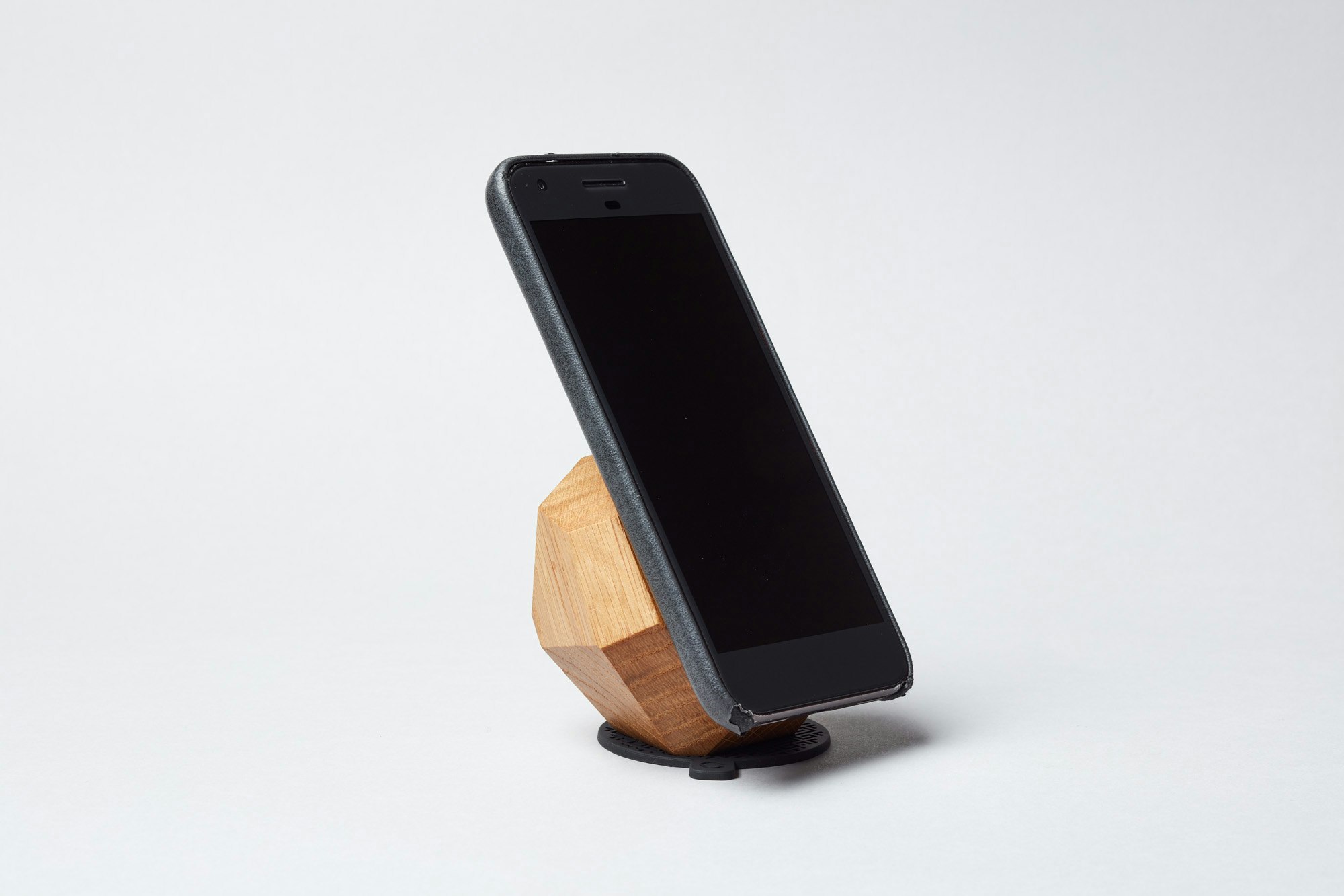 Halo Wireless Phone Stand gallery image