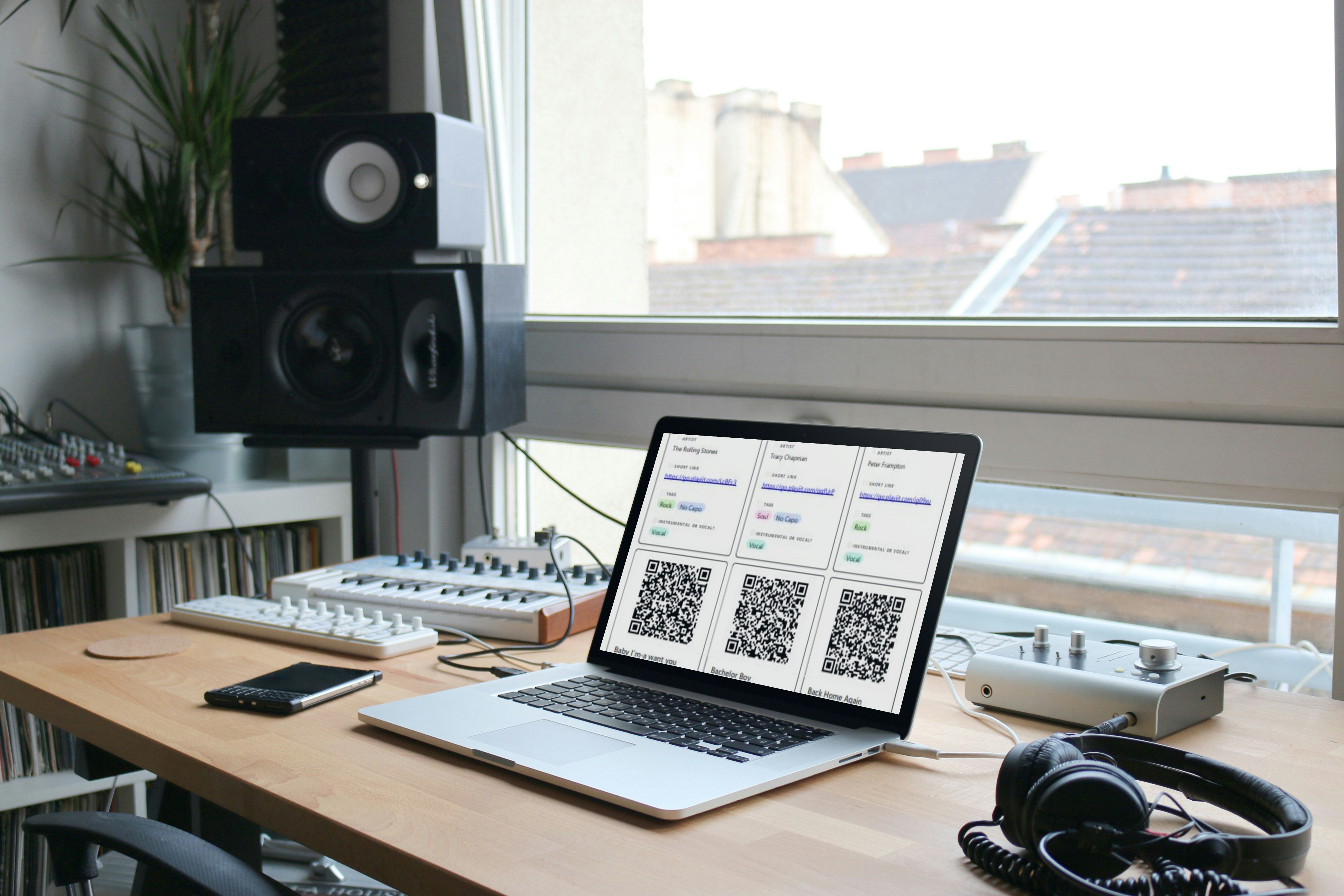 Playiit songbook for guitar players gallery image