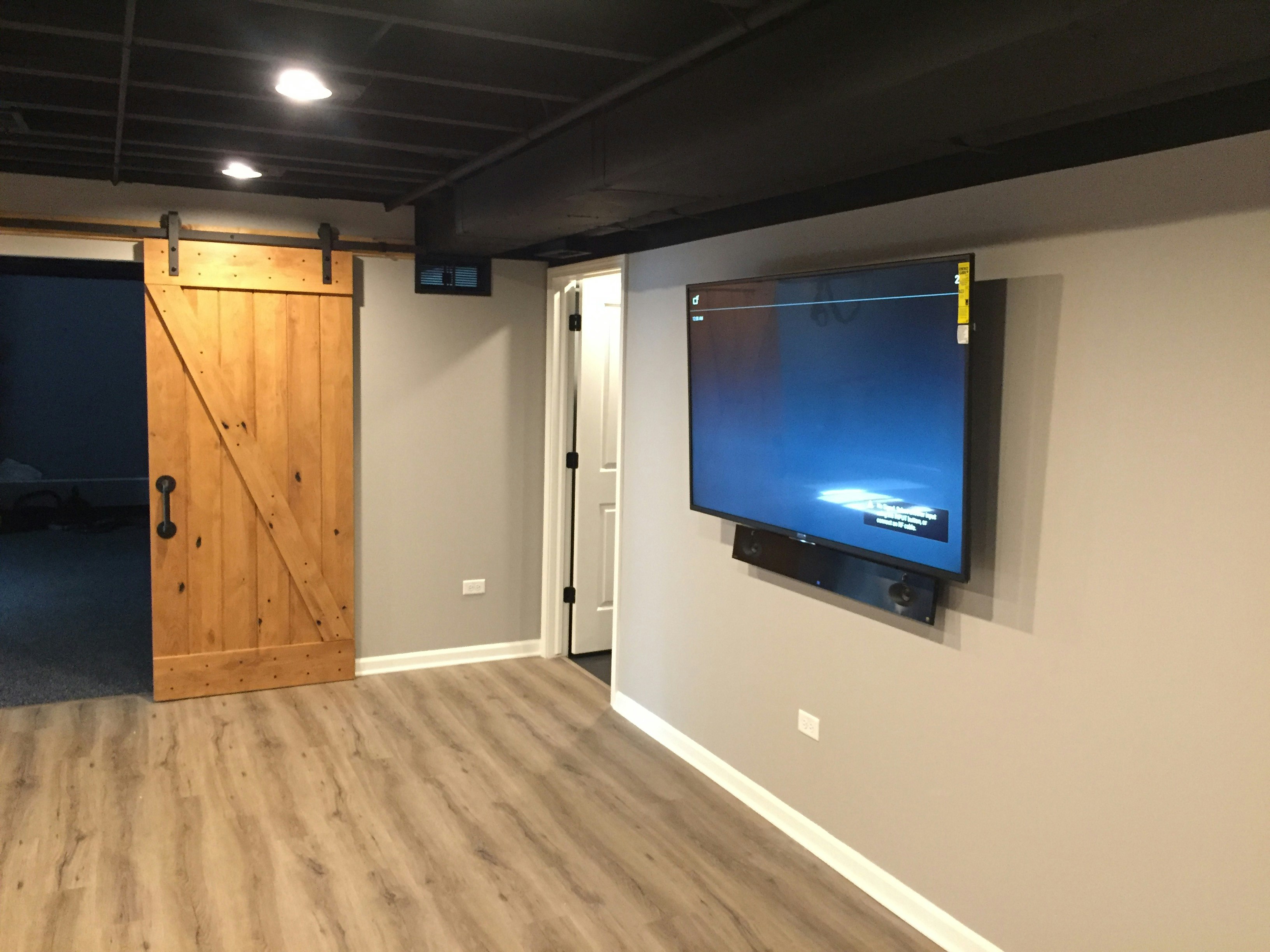 TV Installation Service gallery image