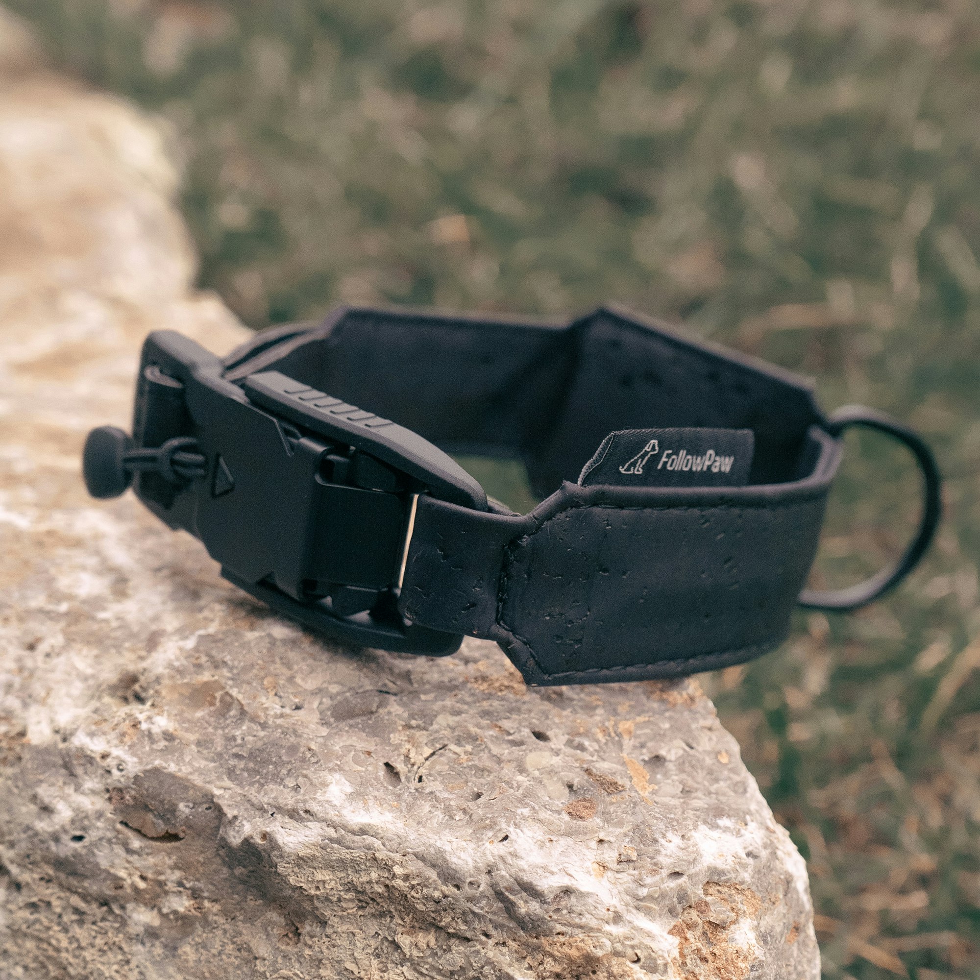 FollowPaw AirTag Dog Collar gallery image