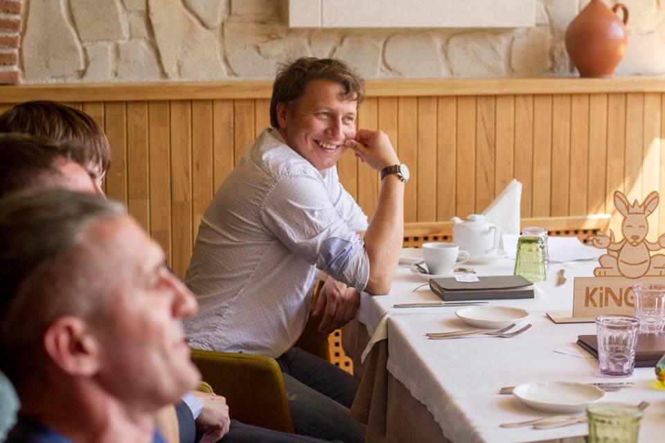 KINGURU gallery image