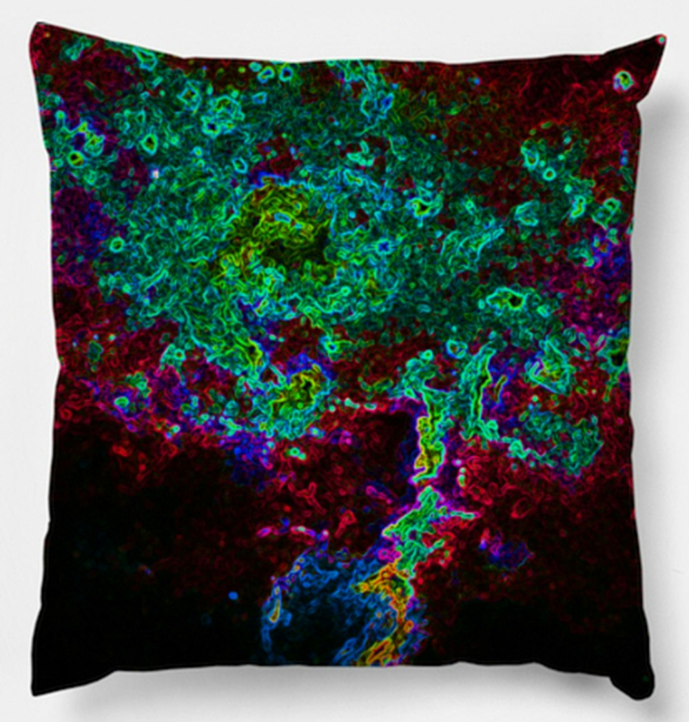 Tee Public gallery image